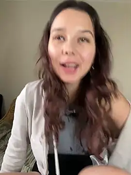 Snapshot of PoppyRobinson chatting on December 2024 08:19:02 AM PoppyRobinson online show from December 2024 08:19:02 AM