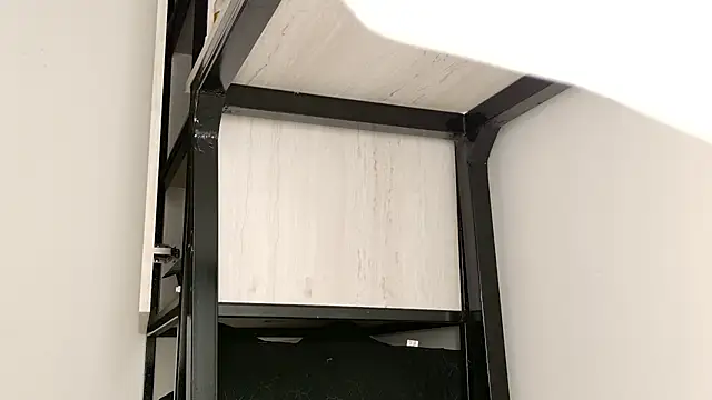 gigilovedback online show from April 2026 03:06:01 PM