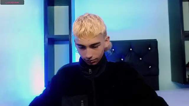 ttimy x boy online show from March 2026 08:25:02 PM