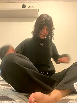 Snapshot of magalunabb chatting on October 2025 07:01:01 PM magalunabb online show from October 2025 07:01:01 PM