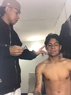 Snapshot of logannth chatting on December 2025 04:00:02 AM logannth online show from December 2025 04:00:02 AM