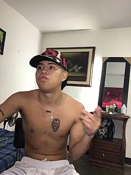 Snapshot of logannth chatting on December 2025 09:08:02 PM logannth online show from December 2025 09:08:02 PM