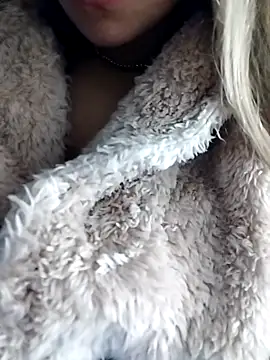 Snapshot of fofinhaa12 chatting on November 2025 05:13:02 PM fofinhaa12 online show from November 2025 05:13:02 PM