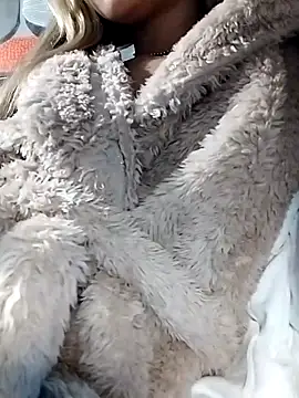 Snapshot of fofinhaa12 chatting on November 2025 03:03:02 PM fofinhaa12 online show from November 2025 03:03:02 PM