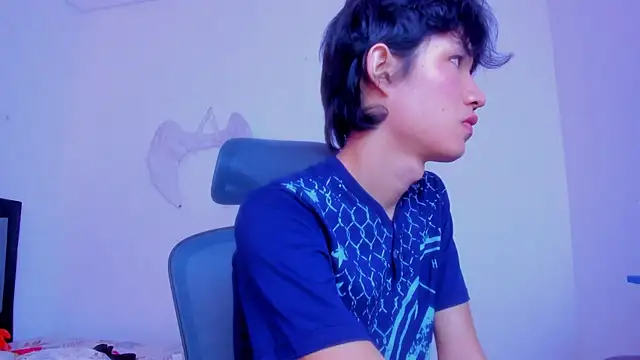 Johhan  Lee online show from December 2024 12:41:01 AM