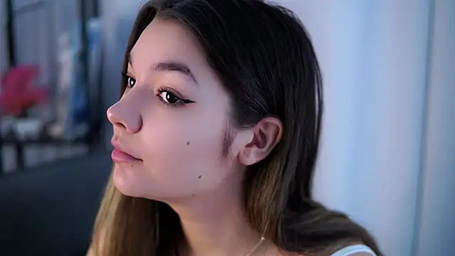 VeronaAppleberry online show from April 2026 03:13:01 AM