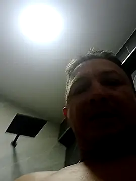 Snapshot of luchoarr chatting on February 2025 10:36:02 PM luchoarr online show from February 2025 10:36:02 PM