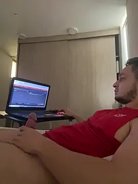 Snapshot of LabronsAd chatting on January 2025 04:54:01 PM LabronsAd online show from January 2025 04:54:01 PM