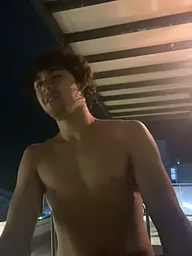 Snapshot of Luca_ferrer_ chatting on March 2025 07:40:02 AM Luca ferrer online show from March 2025 07:40:02 AM