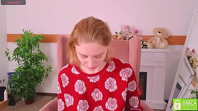 Snapshot of MirraBellanta chatting on November 2025 09:58:01 PM MirraBellanta online show from November 2025 09:58:01 PM