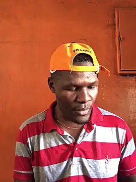 HutchMansell online show from December 2024 01:28:01 PM