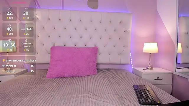 Nicol Betancur online show from November 2025 03:49:01 AM