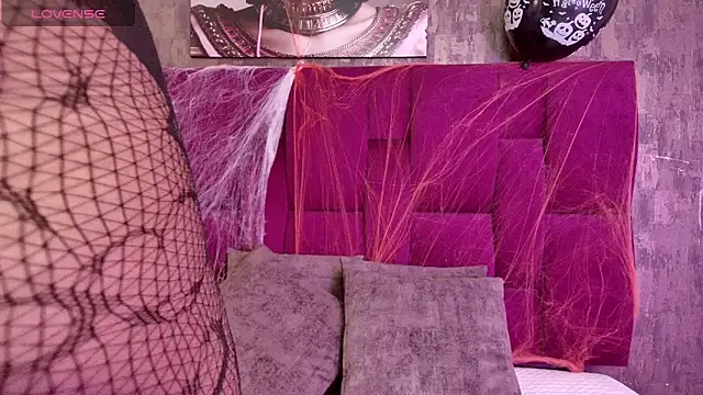 nicole  parker1 online show from November 2025 07:05:02 PM