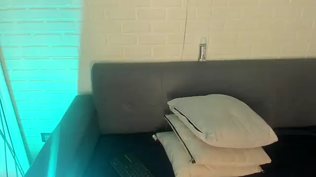 karina gomez 18 online show from September 2025 11:21:02 AM