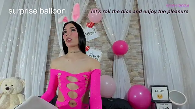 Snapshot of Bylie_Hills chatting on January 2025 02:41:01 PM Bylie Hills online show from January 2025 02:41:01 PM