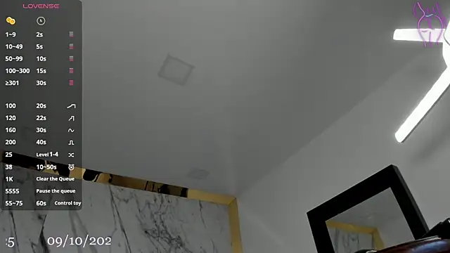 Snapshot of Bylie_Hills chatting on October 2025 06:22:02 AM Bylie Hills online show from October 2025 06:22:02 AM