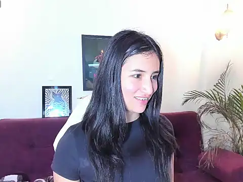 Snapshot of paulinamoons1 chatting on December 2025 05:24:02 AM paulinamoons1 online show from December 2025 05:24:02 AM