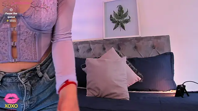 Snapshot of Nami_sunny chatting on November 2025 06:52:02 PM Nami sunny online show from November 2025 06:52:02 PM