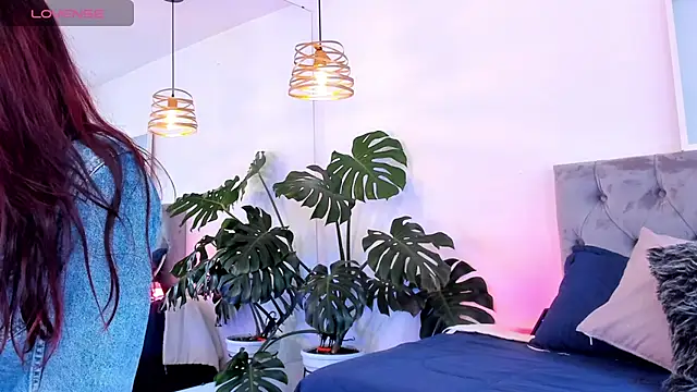 Snapshot of Nami_sunny chatting on November 2025 06:42:02 PM Nami sunny online show from November 2025 06:42:02 PM