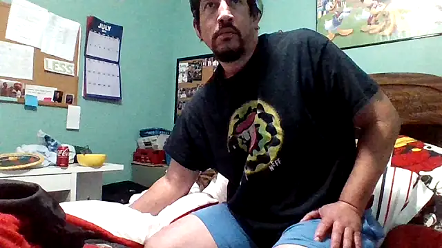 Snapshot of Curved4Pleasure chatting on October 2025 10:45:02 PM Curved4Pleasure online show from October 2025 10:45:02 PM