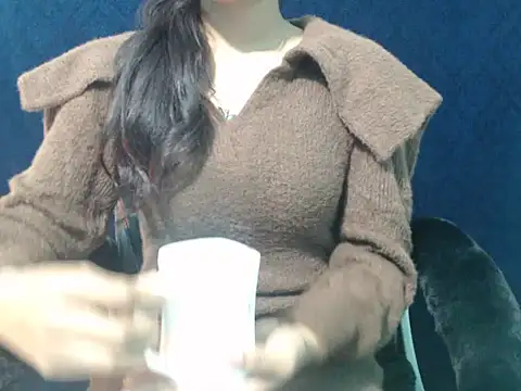 Yashi online show from December 2025 12:22:02 PM