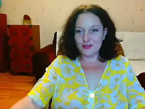 Alice3694 online show from December 2024 02:47:02 PM