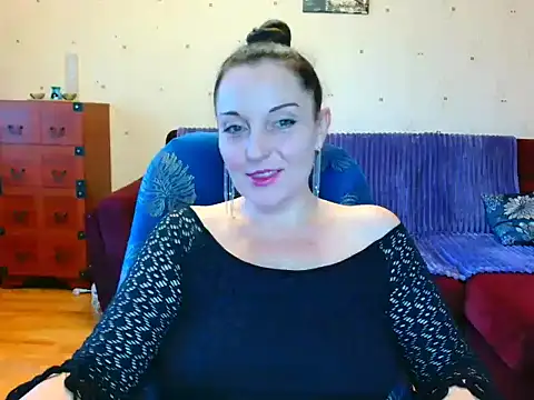 Alice3694 online show from March 2026 06:48:02 AM