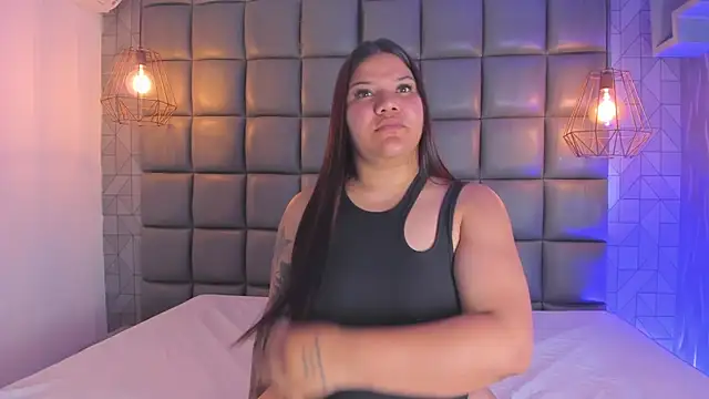 Snapshot of mile_uribe chatting on March 2025 03:01:02 AM mile uribe online show from March 2025 03:01:02 AM