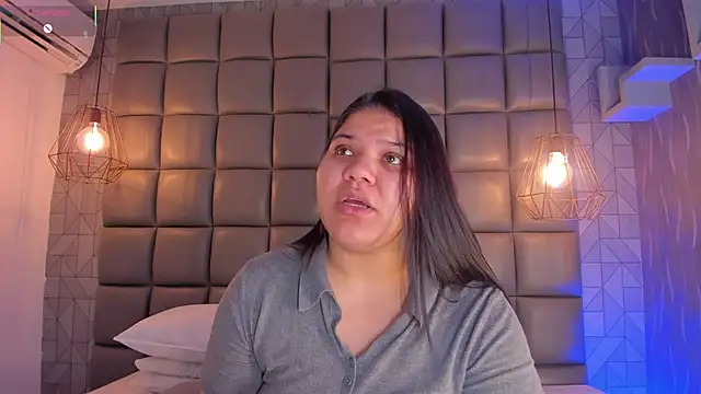 Snapshot of mile_uribe chatting on September 2025 03:30:02 AM mile uribe online show from September 2025 03:30:02 AM