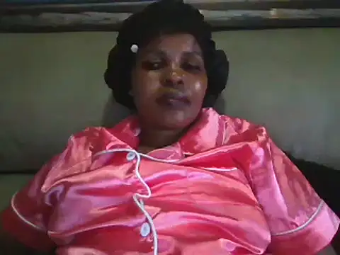 Honeybae82x online show from December 2024 08:32:01 PM