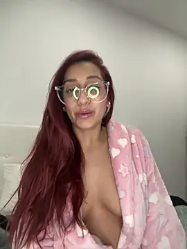 julialupato1606 online show from March 2025 09:34:01 PM