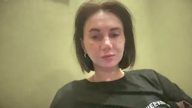 EvilDemon94 online show from October 2025 05:56:01 PM