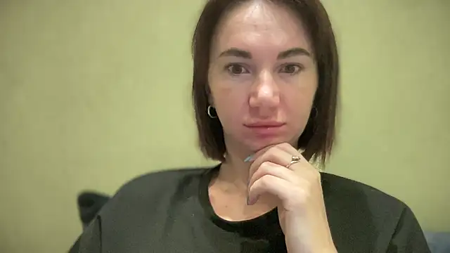 EvilDemon94 online show from November 2025 05:19:01 AM