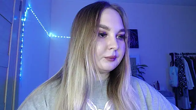 Snapshot of Greeenfriends6969 chatting on February 2025 08:02:02 PM Greeenfriends6969 online show from February 2025 08:02:02 PM