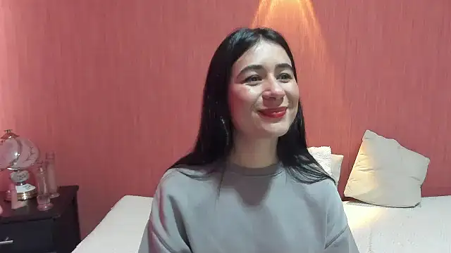 ChloeTurner  online show from February 2025 04:45:02 PM