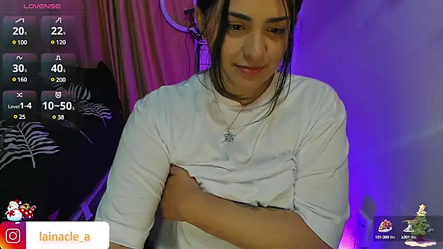 Snapshot of _laina_ chatting on January 2025 08:24:02 AM laina online show from January 2025 08:24:02 AM