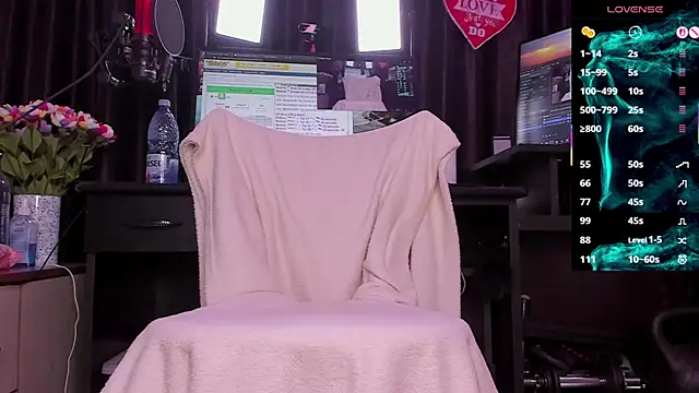 Raissa sky26 online show from December 2025 03:44:02 AM