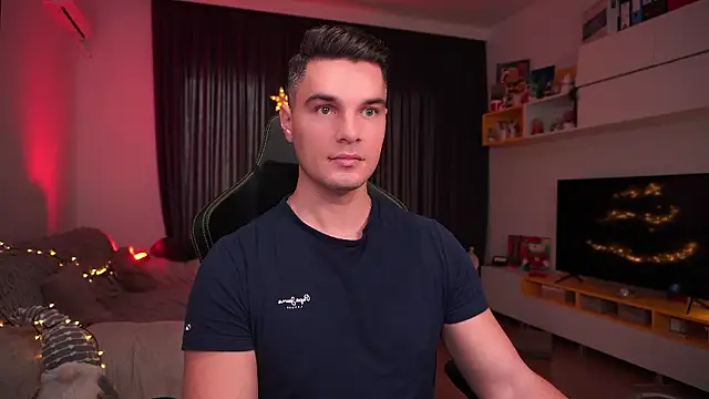 Snapshot of billypassion chatting on December 2024 09:45:02 AM billypassion online show from December 2024 09:45:02 AM