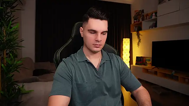 Snapshot of billypassion chatting on February 2025 05:30:01 AM billypassion online show from February 2025 05:30:01 AM