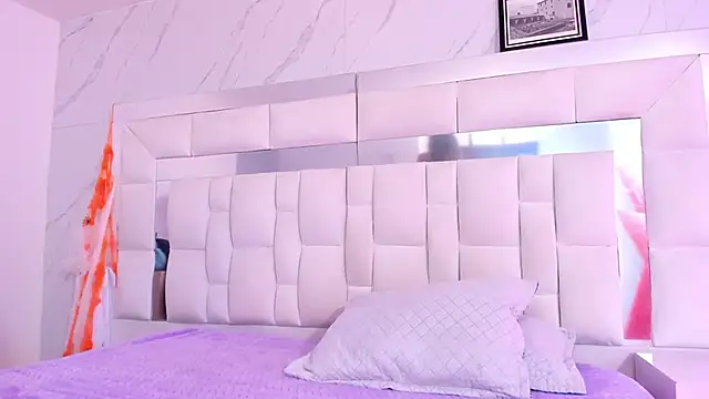 Snapshot of BritneyCollins chatting on October 2025 11:31:02 AM BritneyCollins online show from October 2025 11:31:02 AM