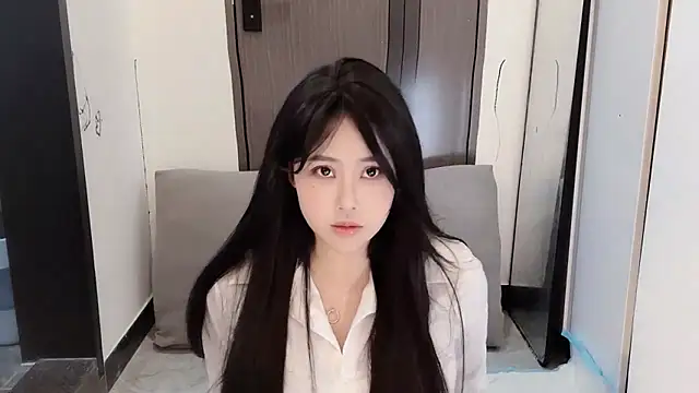 Snapshot of Fountain- chatting on February 2025 04:59:02 PM Fountain- online show from February 2025 04:59:02 PM