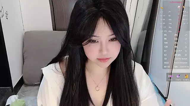 Snapshot of Fountain- chatting on March 2025 11:24:02 PM Fountain- online show from March 2025 11:24:02 PM