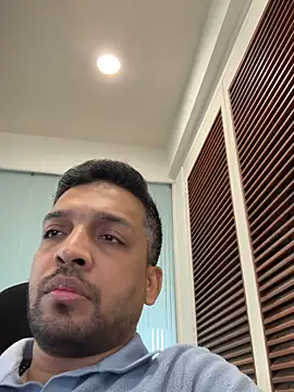 Snapshot of a4ashes chatting on November 2025 04:33:02 AM a4ashes online show from November 2025 04:33:02 AM