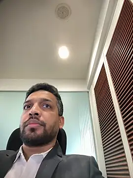 Snapshot of a4ashes chatting on December 2025 05:01:02 AM a4ashes online show from December 2025 05:01:02 AM