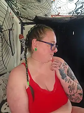 Snapshot of Bunny_Cummings chatting on October 2025 01:33:02 PM Bunny Cummings online show from October 2025 01:33:02 PM