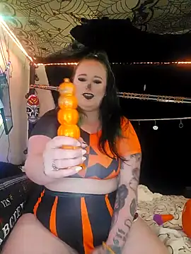 Snapshot of Bunny_Cummings chatting on October 2025 11:28:02 PM Bunny Cummings online show from October 2025 11:28:02 PM