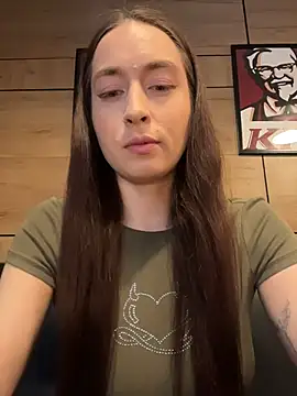 Holly Play online show from June 2026 09:55:02 AM