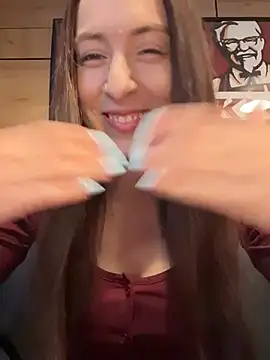 Holly Play online show from July 2026 09:58:02 AM