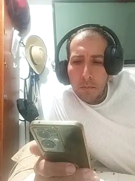 Snapshot of Alexand1999 chatting on May 2026 02:12:01 PM Alexand1999 online show from May 2026 02:12:01 PM