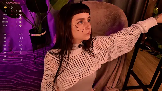 MichaellaMoon online show from December 2024 09:20:02 PM